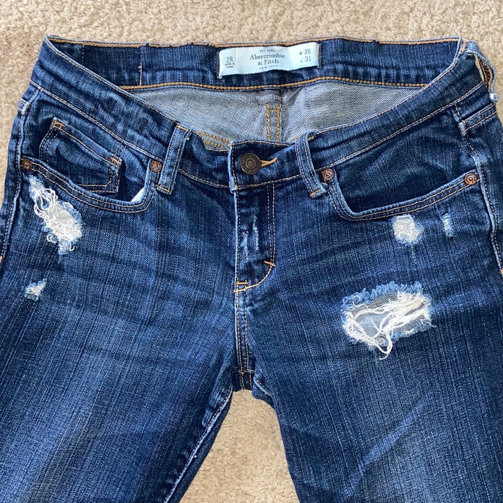 ABERCROMBIE AND FITCH Lowrise Skinny Jeans